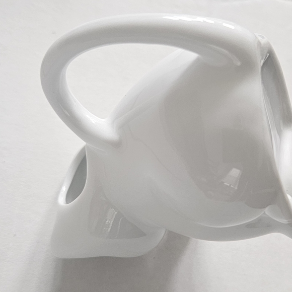 Mini Cat Shape Creamer White Glazed Porcelain Kitty Creamer - Picture 8 of 13